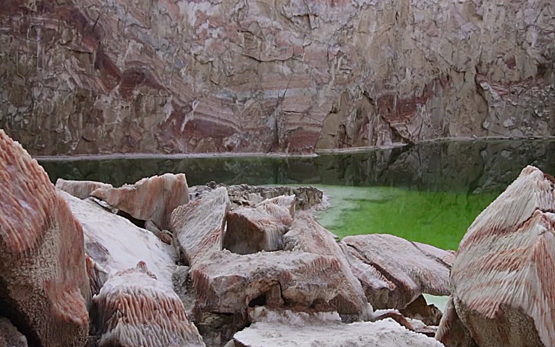 Путешествие по Ирану с Бениамином Белучи - Сезон 1, Серия 3: Гармсар