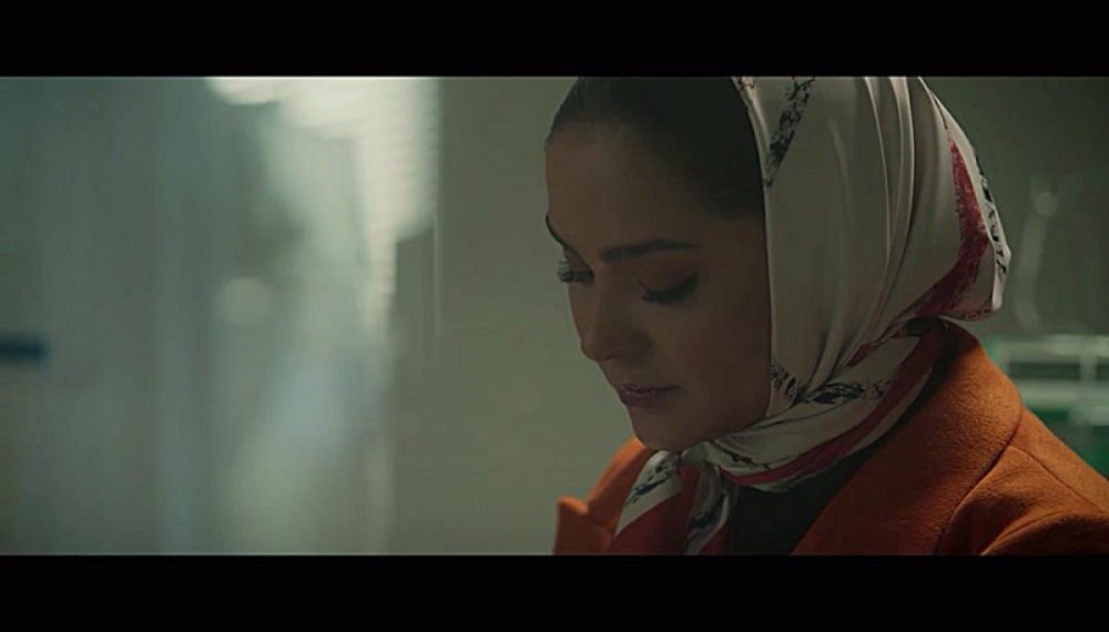 Notorious S01E03 (For Visually-Impaired)