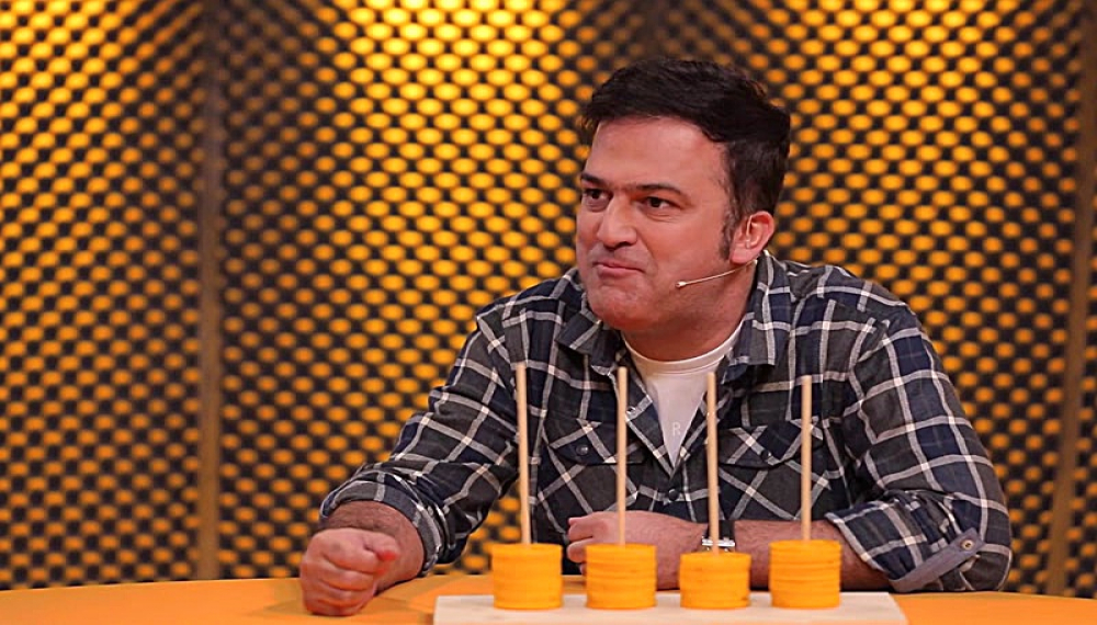 Научное шоу - Сезон 1, Эпизод 1: Хамед Аханги