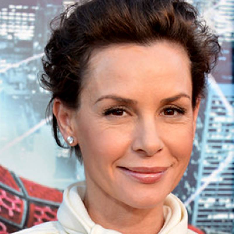 Embeth Davidtz