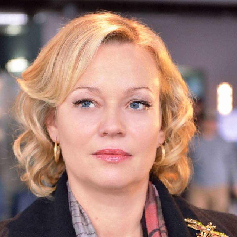 Samantha Mathis