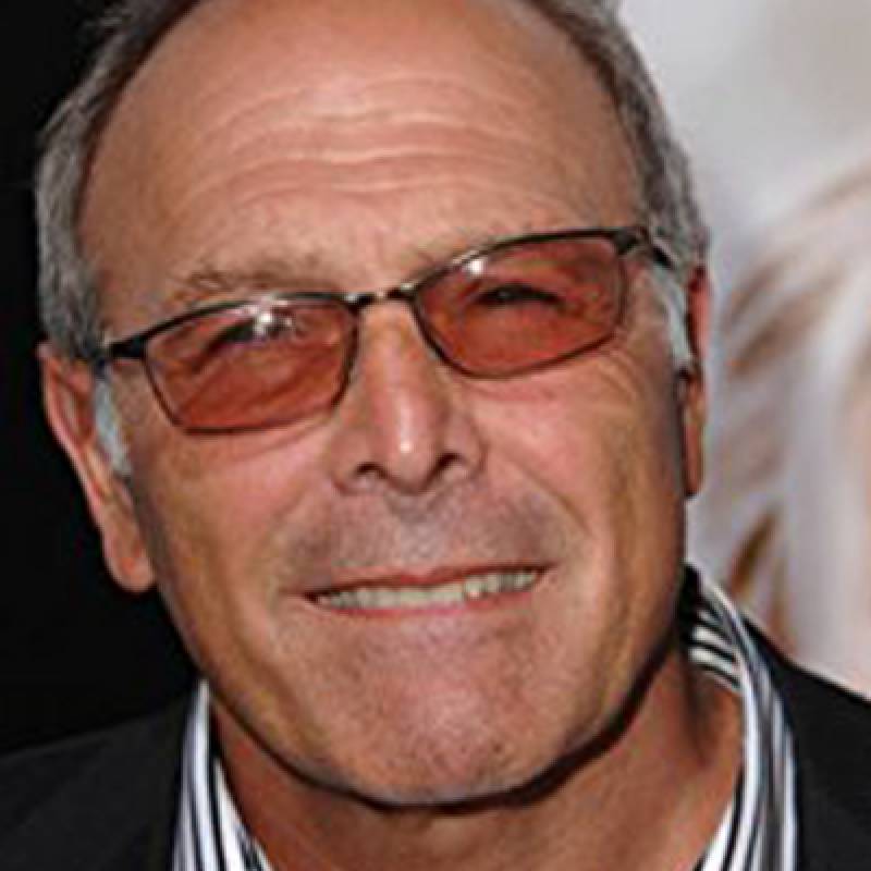 Howard Deutch