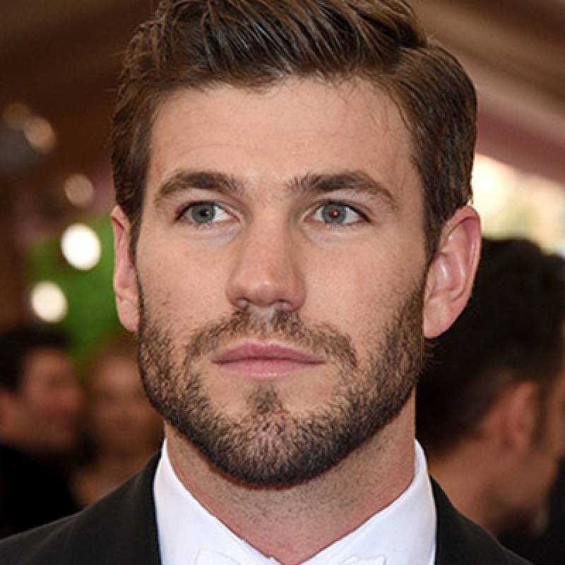 Austin Stowell