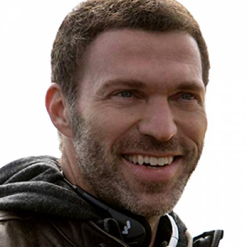 Travis Knight