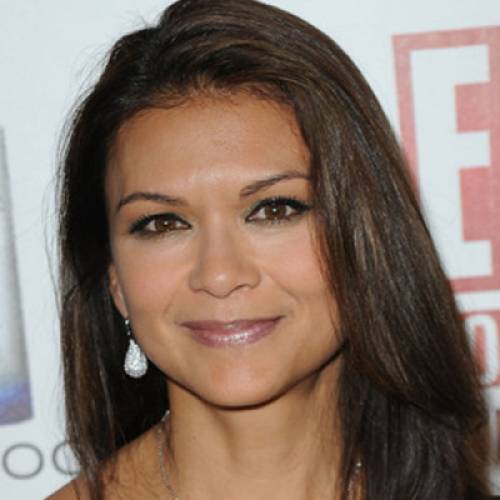 Nia Peeples