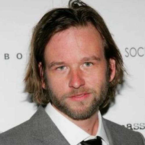 Dallas Roberts