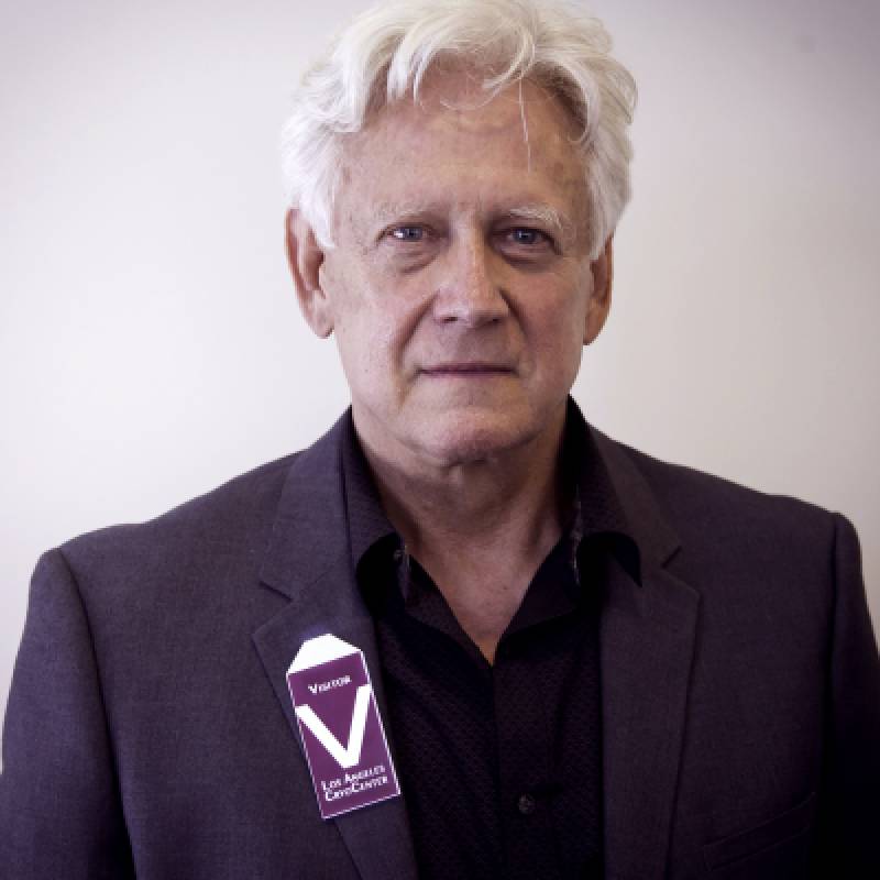  Bruce Davison