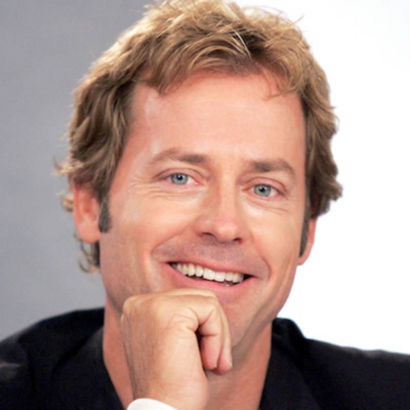 Greg Kinnear