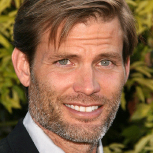 Casper Van Dien