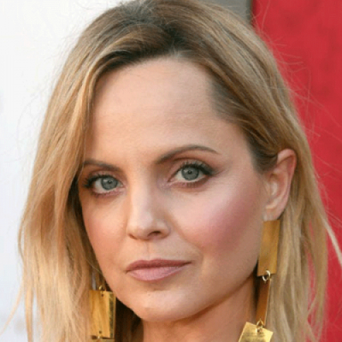 Mena Suvari