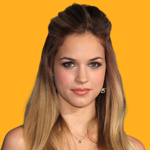 Alexis Knapp