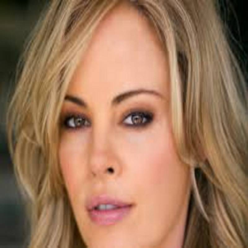 Chandra West