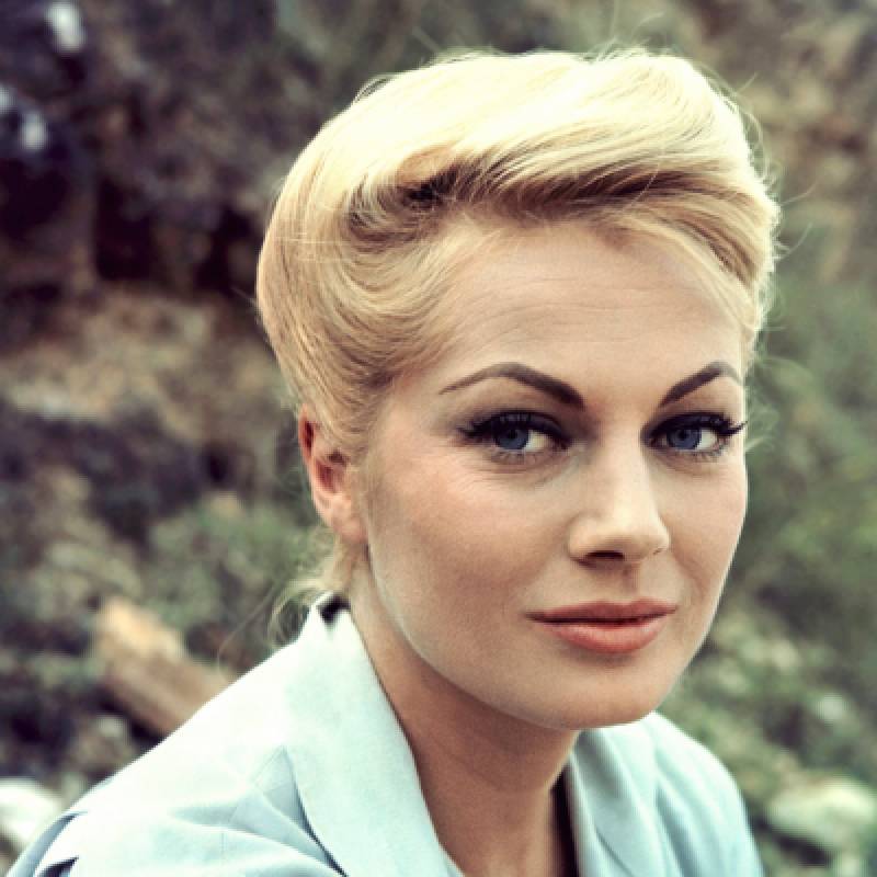 Anita Ekberg