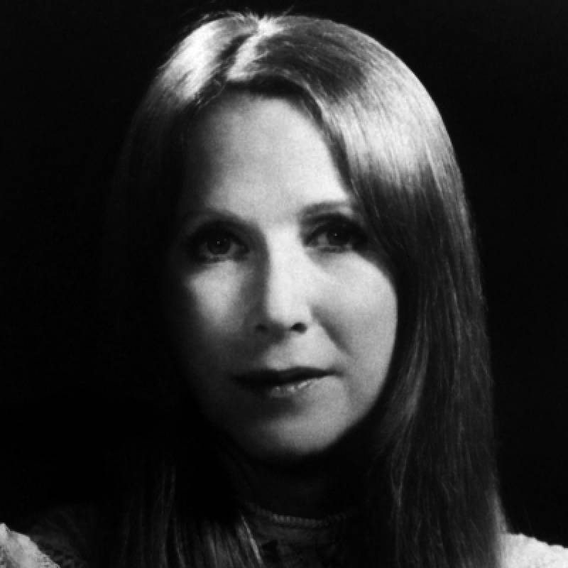 Julie Harris 