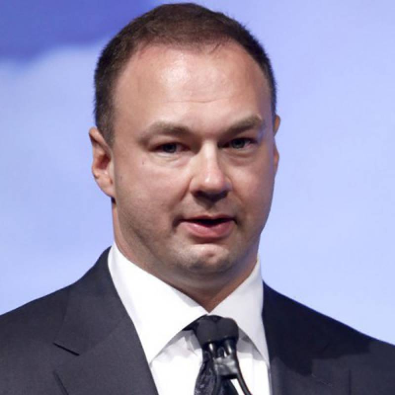 Thomas Tull