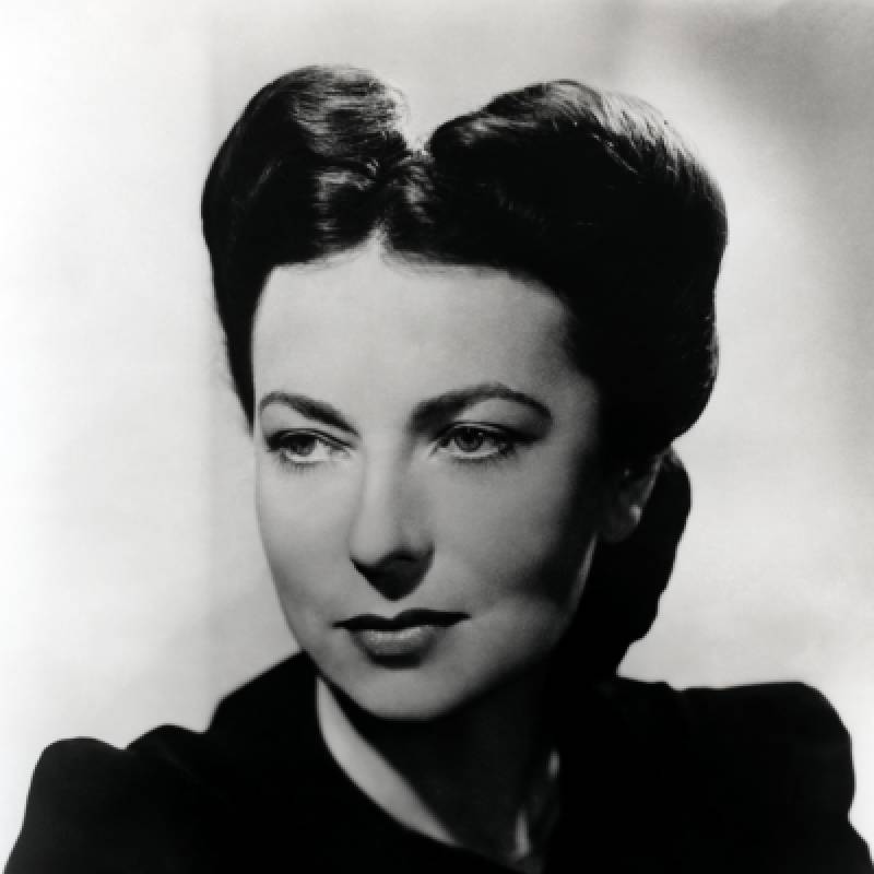 Agnes Moorehead