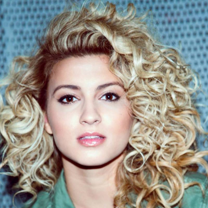 Tori Kelly