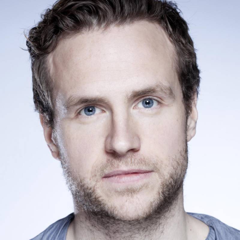 Rafe Spall