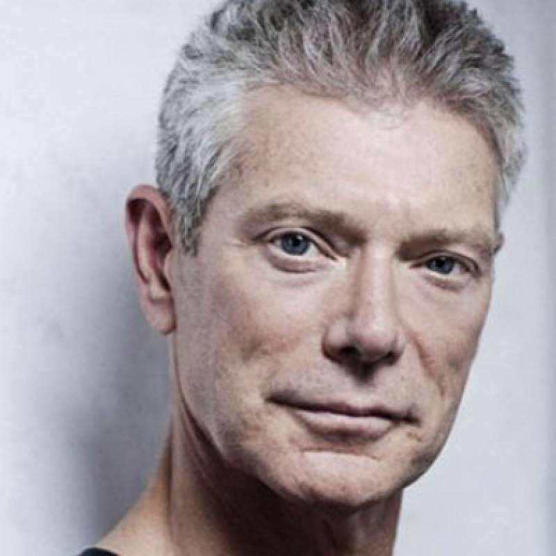 Stephen Lang