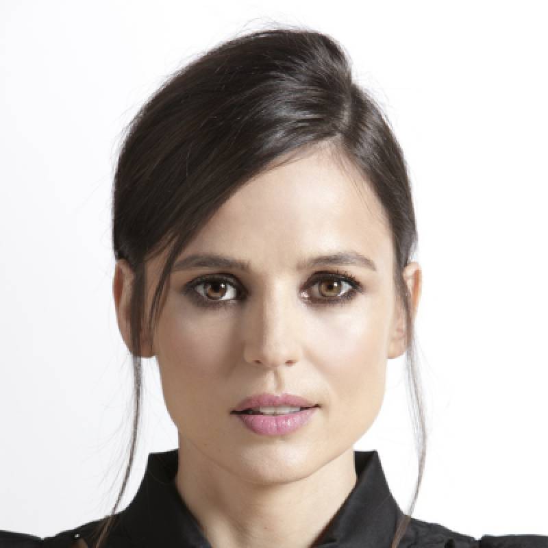 Elena Anaya