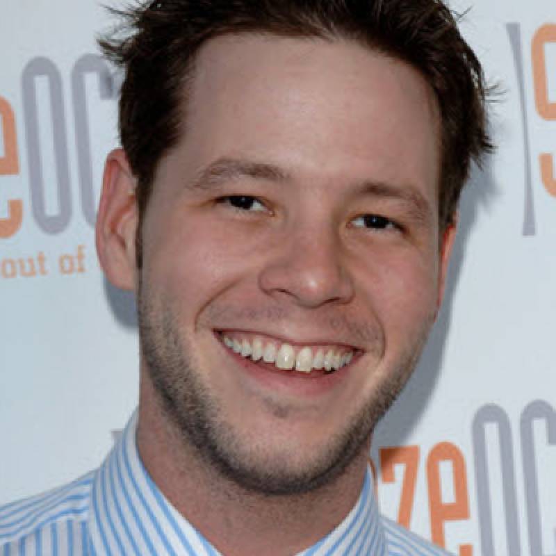 Ike Barinholtz