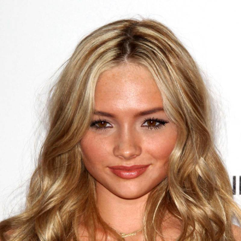 Natalie Alyn Lind